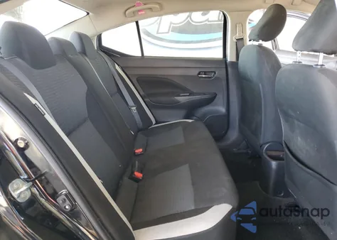 2021 Nissan Versa Sv z USA, uszkodzony, nr VIN 3N1CN8EV2ML856641